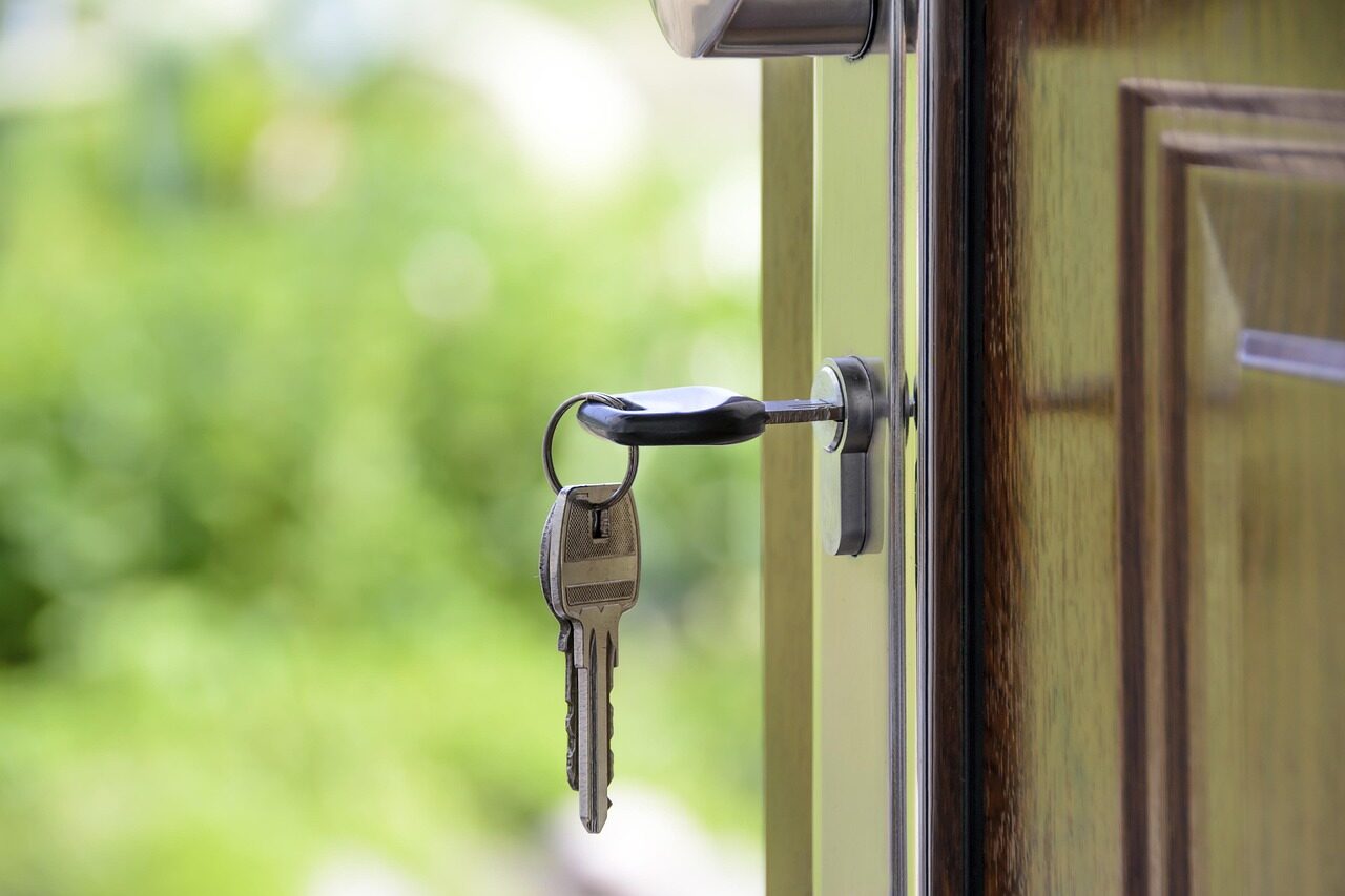 house, keys, the door, castle, the background, security, open, true, state, flats, purchase, closeup, keyhole, in front of, close, real estate, the interior of the, mortgage, safety, residential, sales, market, new, first, business, rent, family, macro, architecture, building, metal, apartment, real estate, real estate, real estate, real estate, real estate, rent